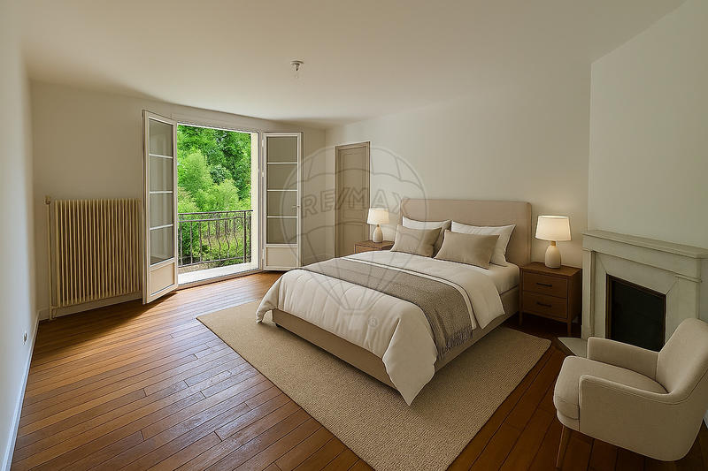 Maison - 210 m² - 7 pièces