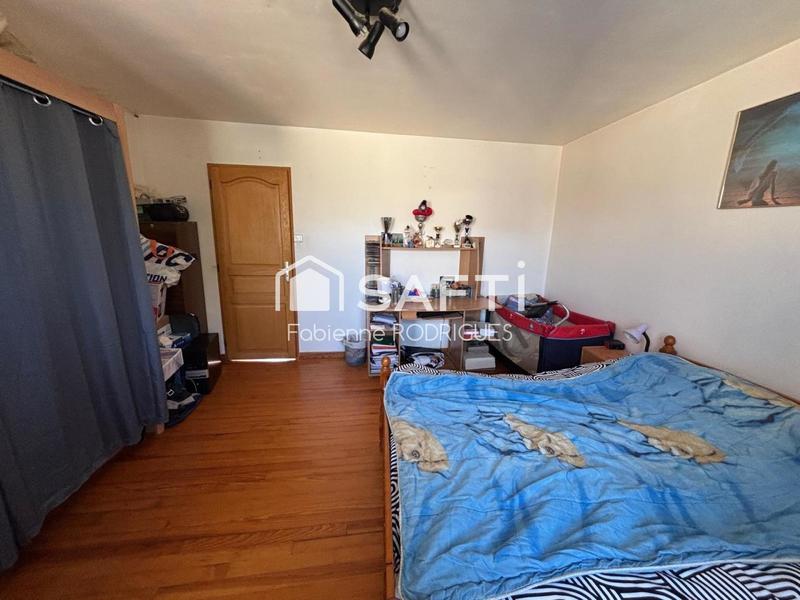 Maison - 139 m² - 7 pièces