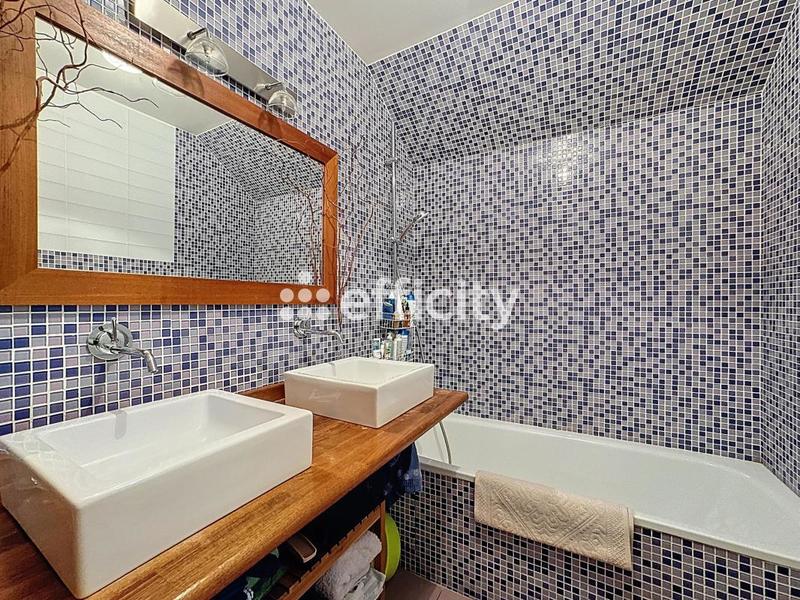 Appartement - 142 m² - 4 pièces