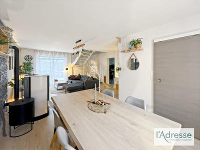 Maison - 80 m² - 4 pièces