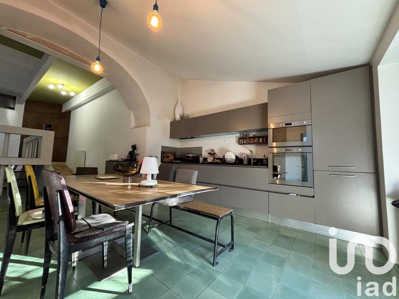 Duplex - 181 m² - 6 pièces