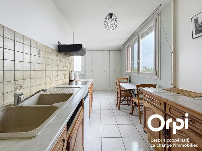 Appartement - 75 m² - 3 pièces