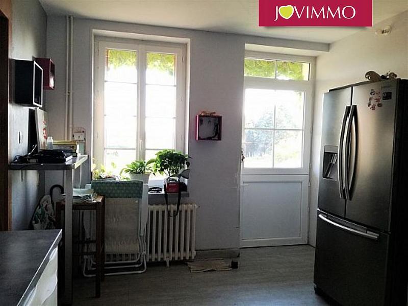 Maison - 218 m² - 8 pièces