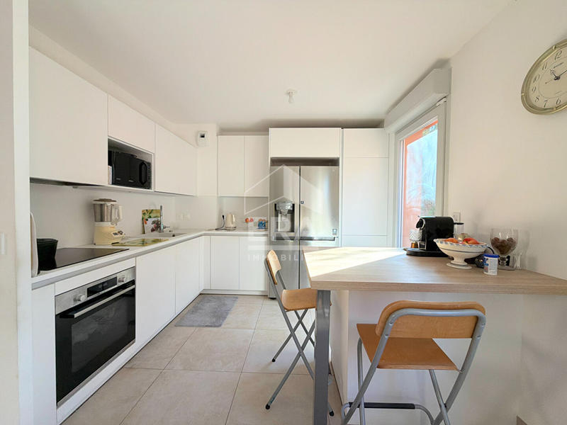 Maison - 94 m² - 5 pièces