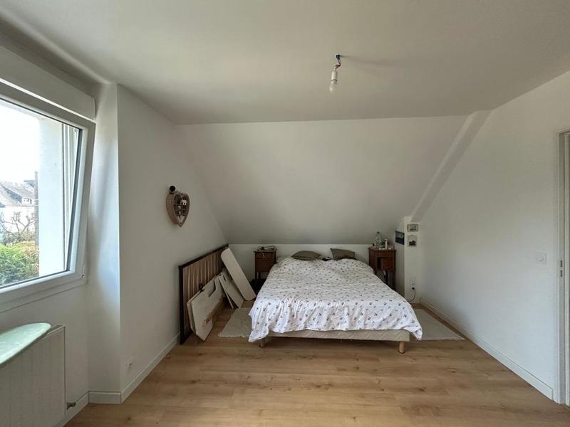 Maison - 111 m² - 6 pièces