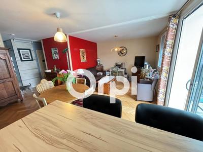 Maison - 95 m² - 4 pièces