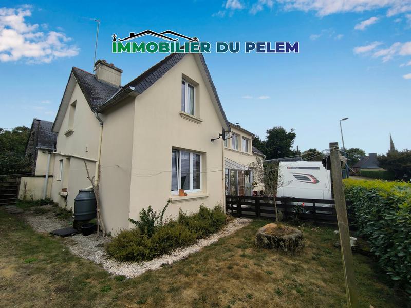 Maison - 208 m² - 9 pièces