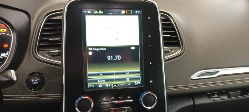 Renault Scénic IV Blue dCi 120 Edc Intens