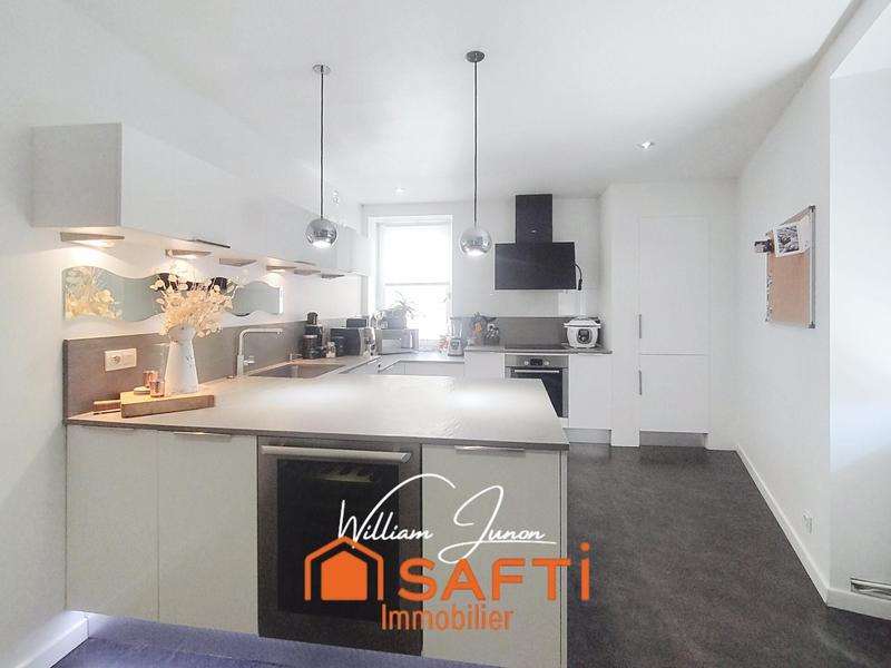 Duplex - 225 m² - 7 pièces