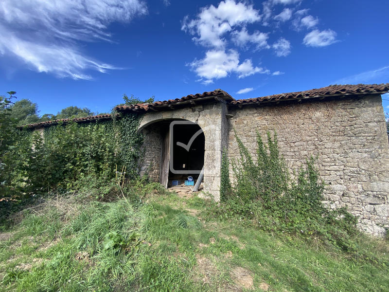 Maison - 160 m² - 1 pièce