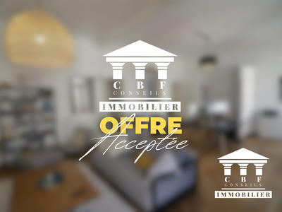 Maison - 220 m² - 10 pièces