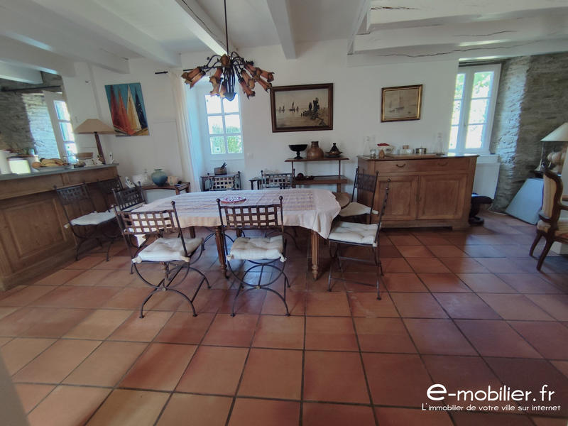 Maison ancienne - 154 m² - 6 pièces