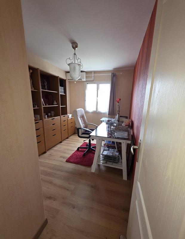 Maison - 140 m² - 8 pièces