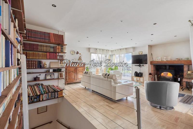 Maison d'architecte - 215 m² - 7 pièces