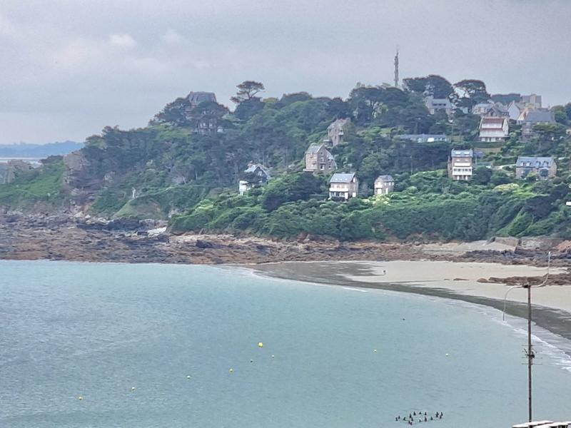 Maison contemporaine - 107 m² - 6 pièces