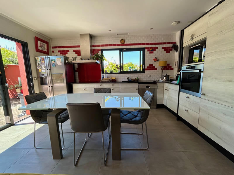 Maison - 97 m² - 4 pièces