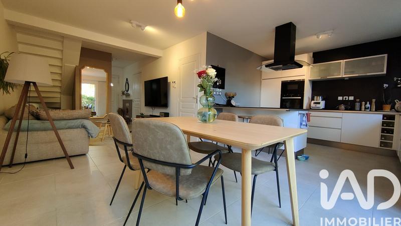 Maison - 84 m² - 4 pièces