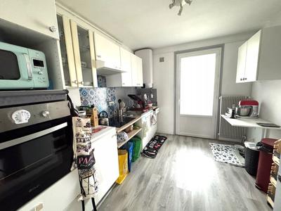 Appartement - 67 m² - 4 pièces