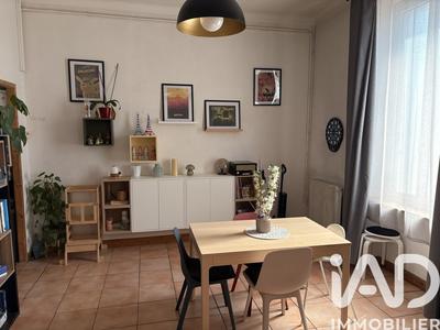 Maison de ville - 92 m² - 4 pièces