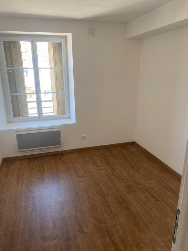 Appartement - 90 m² - 3 pièces