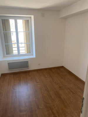 Appartement - 90 m² - 3 pièces