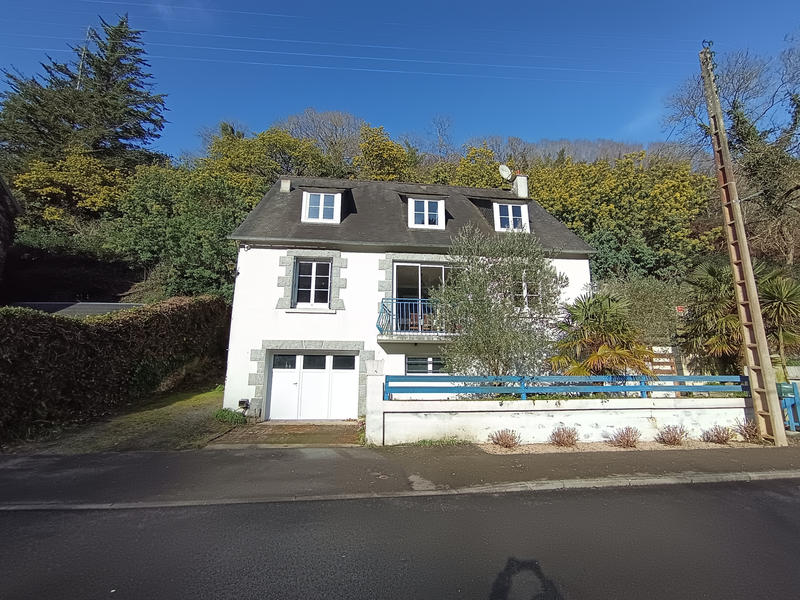 Maison - 130 m² - 7 pièces