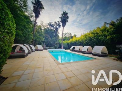 Château - 1 625 m² - 30 pièces