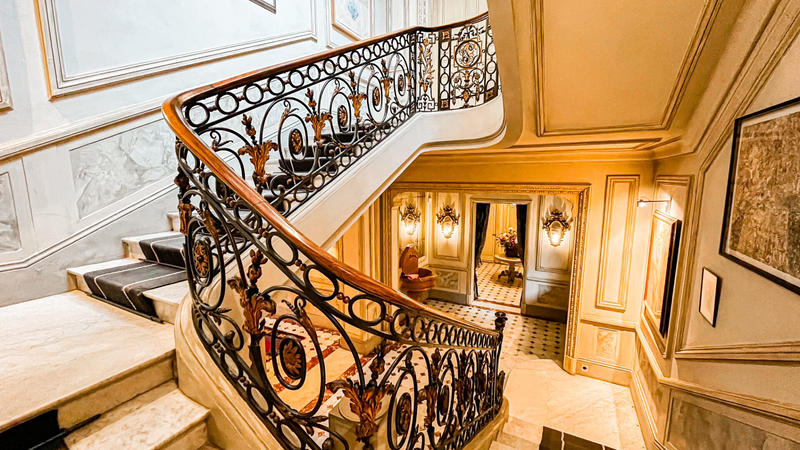 Demeure - 565 m² - 14 pièces