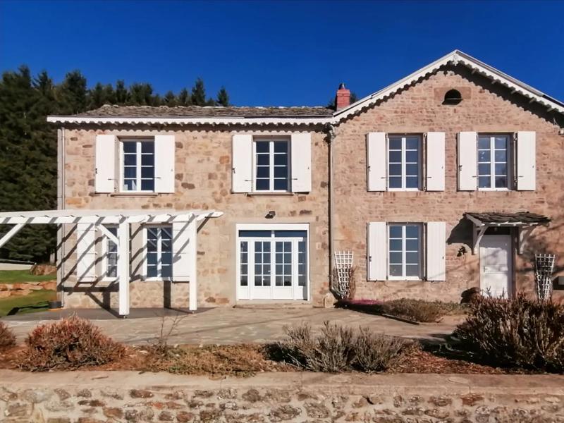 Maison - 180 m² - 6 pièces