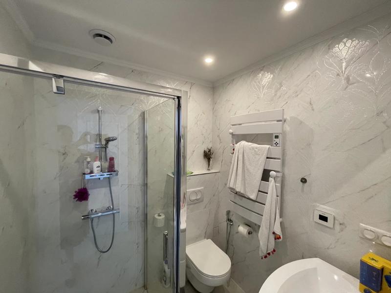 Villa - 185 m² - 6 pièces