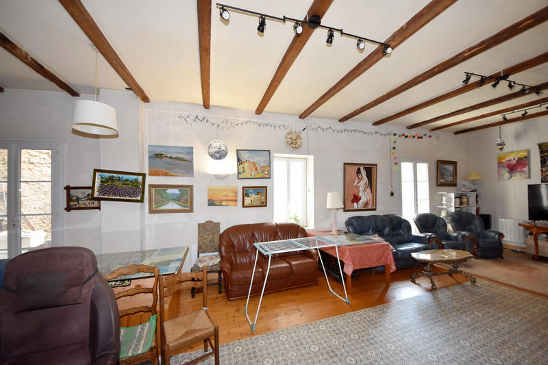 Maison - 551 m² - 14 pièces