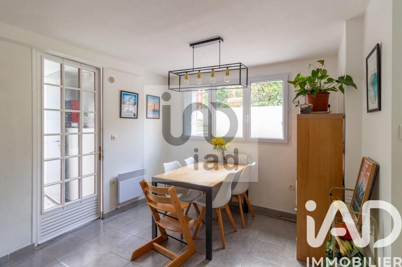 Maison - 90 m² - 5 pièces