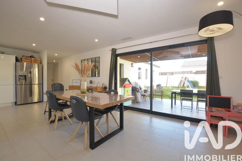 Maison - 122 m² - 4 pièces