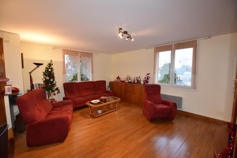 Maison - 139 m² - 7 pièces
