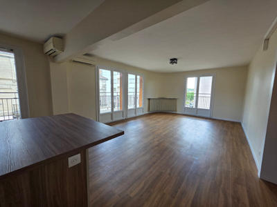 Appartement - 123 m² - 5 pièces
