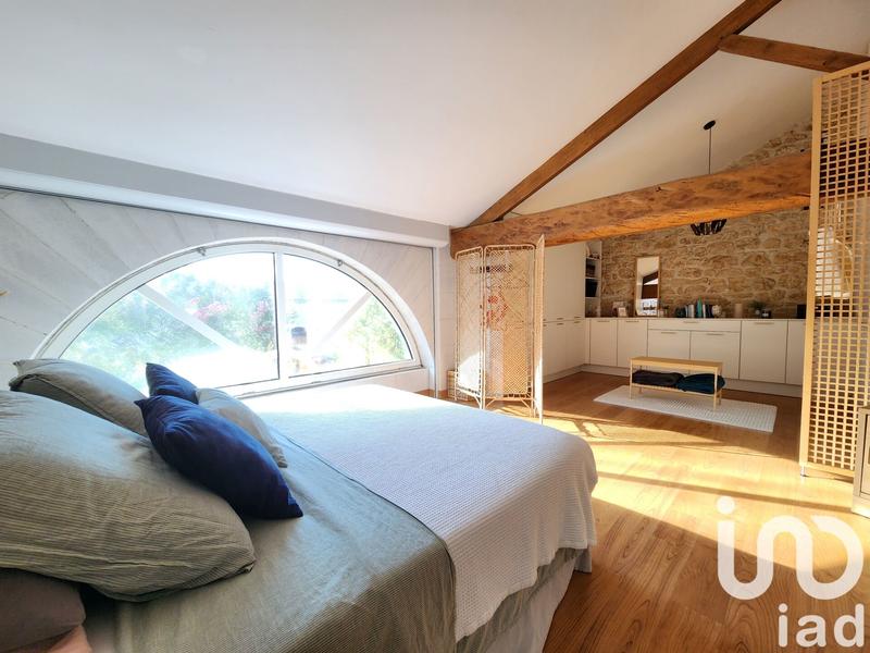 Maison - 300 m² - 7 pièces