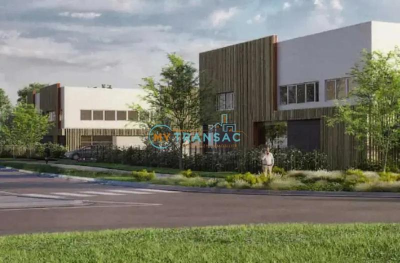 Local d'activité / Entrepôt - 440 m²