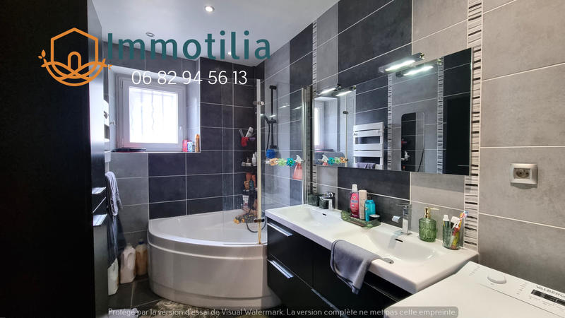 Maison - 97 m² - 4 pièces