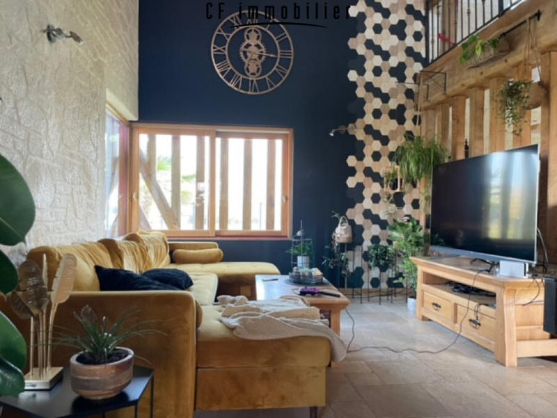 Maison - 215 m² - 6 pièces