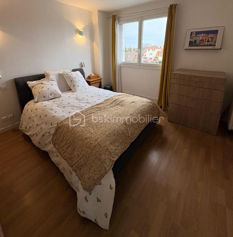 Appartement - 77 m² - 3 pièces