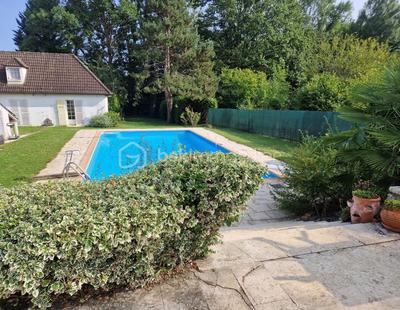 Maison - 86 m² - 5 pièces