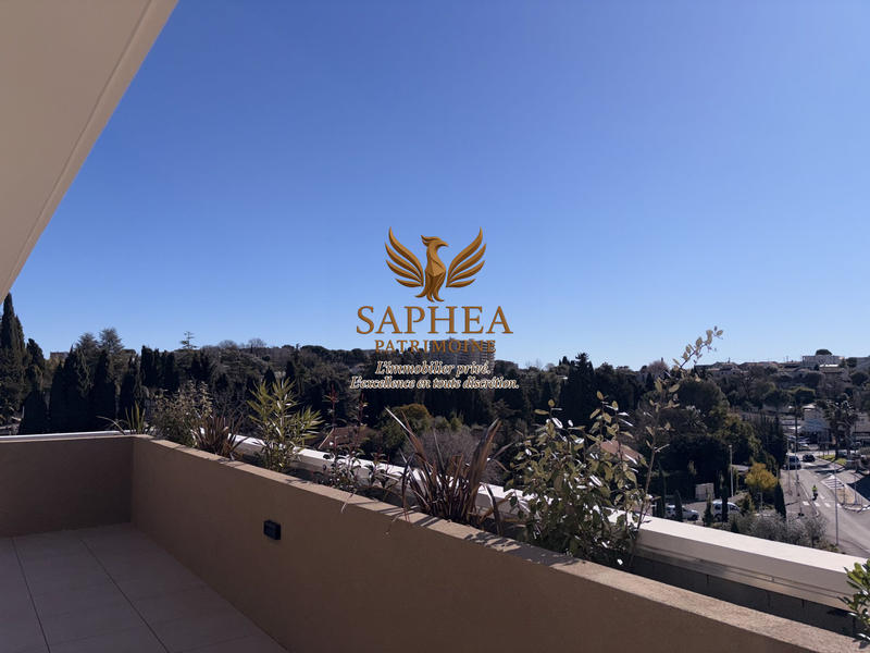 Appartement - 98 m² - 4 pièces