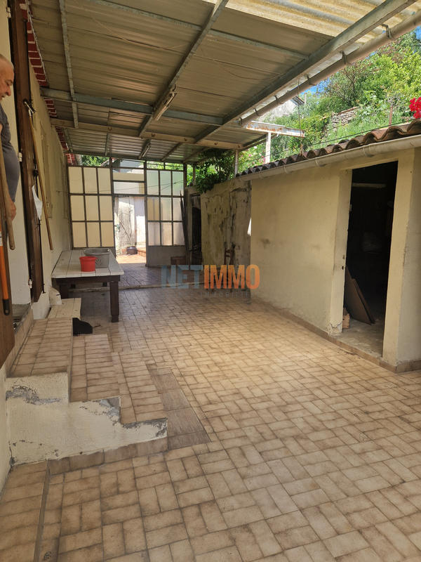 Maison - 180 m² - 10 pièces