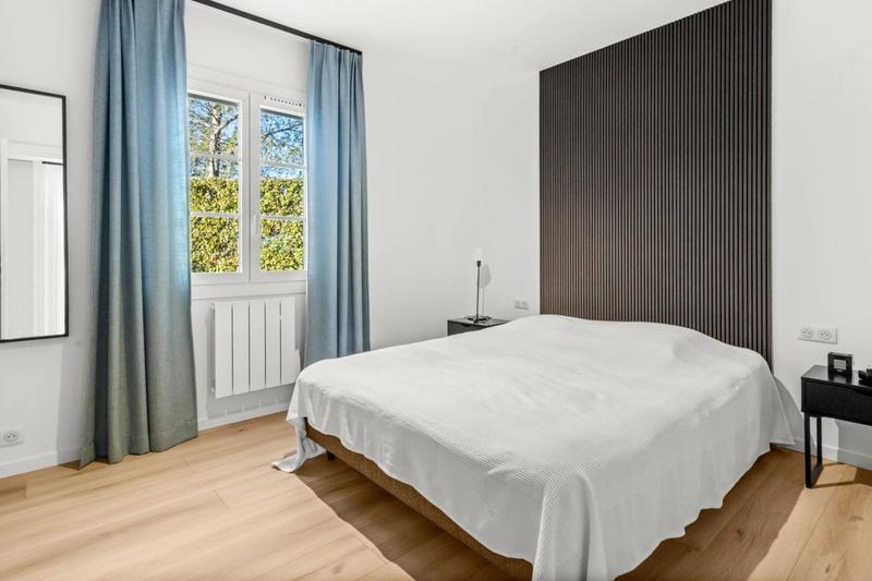 Villa - 182 m² - 6 pièces