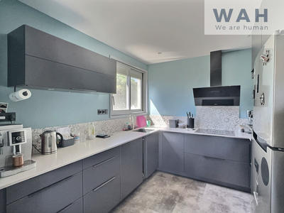 Appartement - 81 m² - 3 pièces