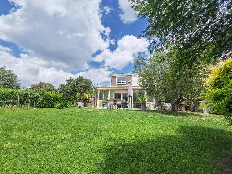 Maison - 170 m² - 6 pièces