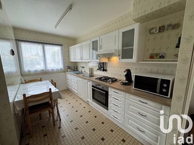 Maison - 93 m² - 6 pièces