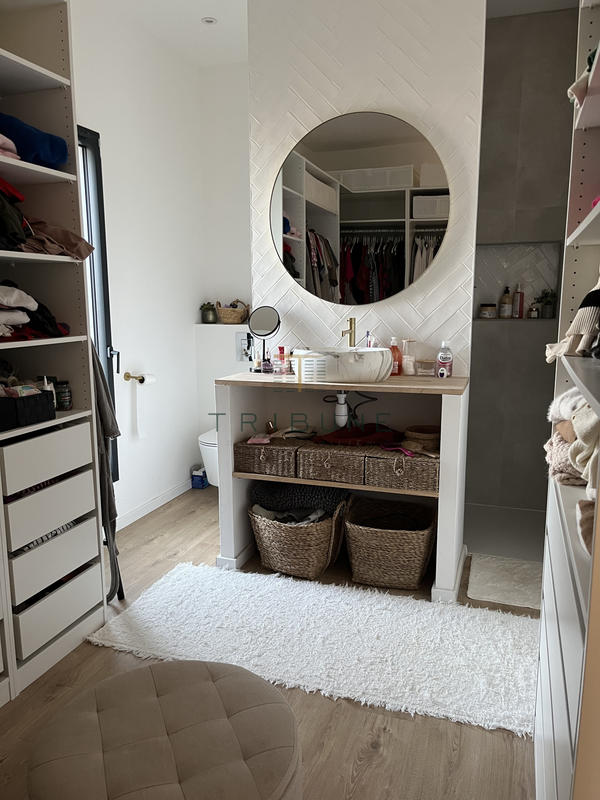 Maison - 136 m² - 5 pièces