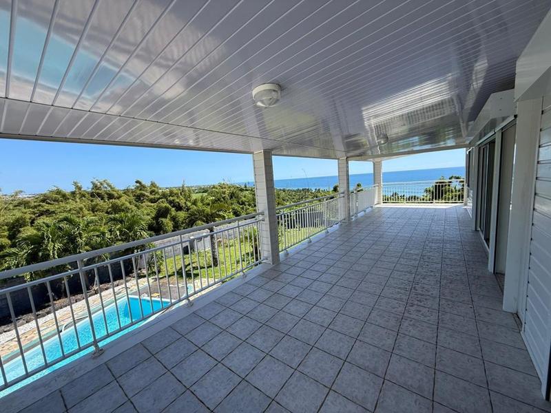 Villa - 170 m² - 6 pièces