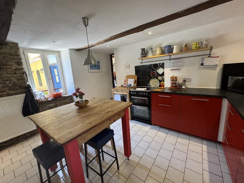 Maison - 177 m² - 7 pièces